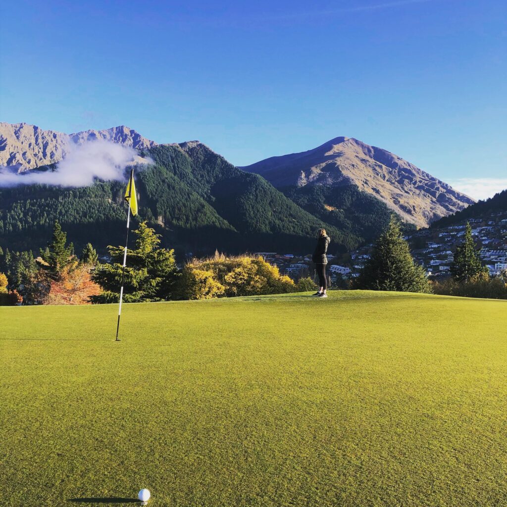 Self Drive Golf Holiday Queenstown New Zealand