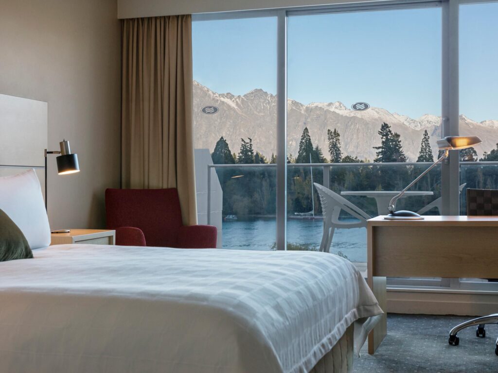 Crowne Plaza Golf Accommodation Queenstown