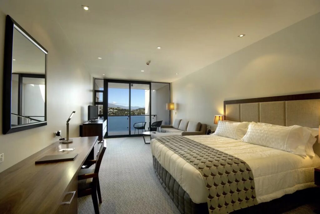 golf-tours-queenstown-rees-hotel-accommodation-007